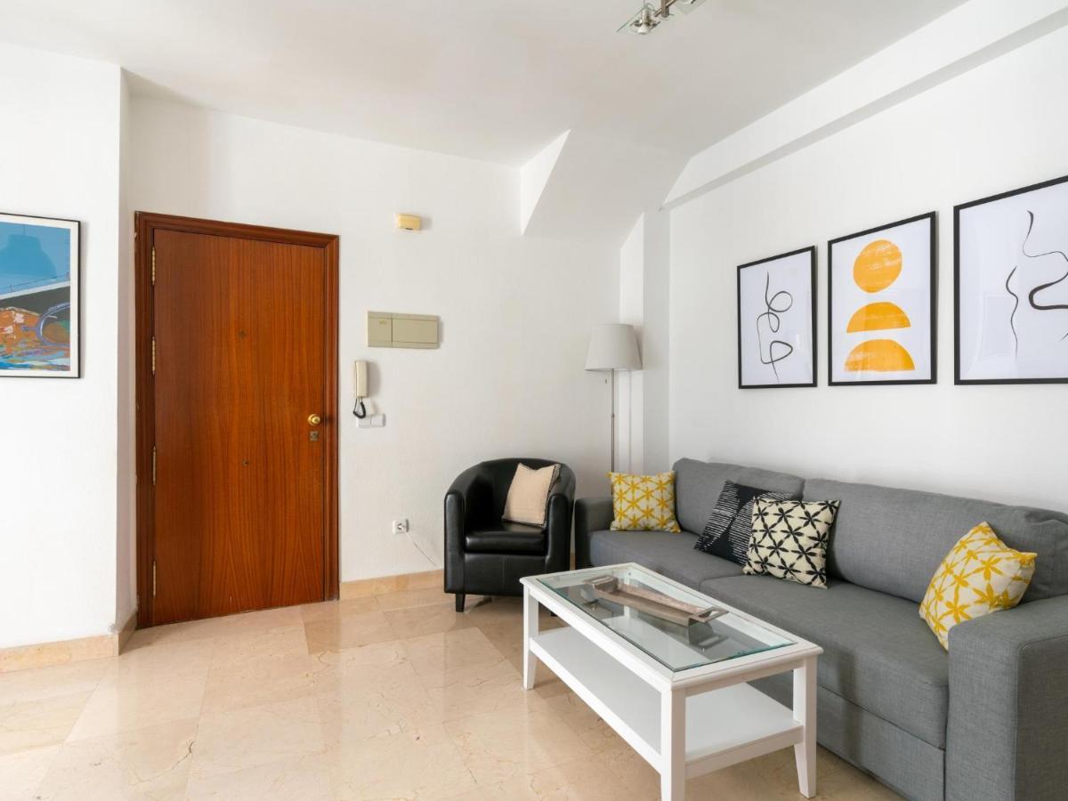 Vr Excelente Ubicacion Luminoso Apt Para Parejas Sevilla Eksteriør bilde