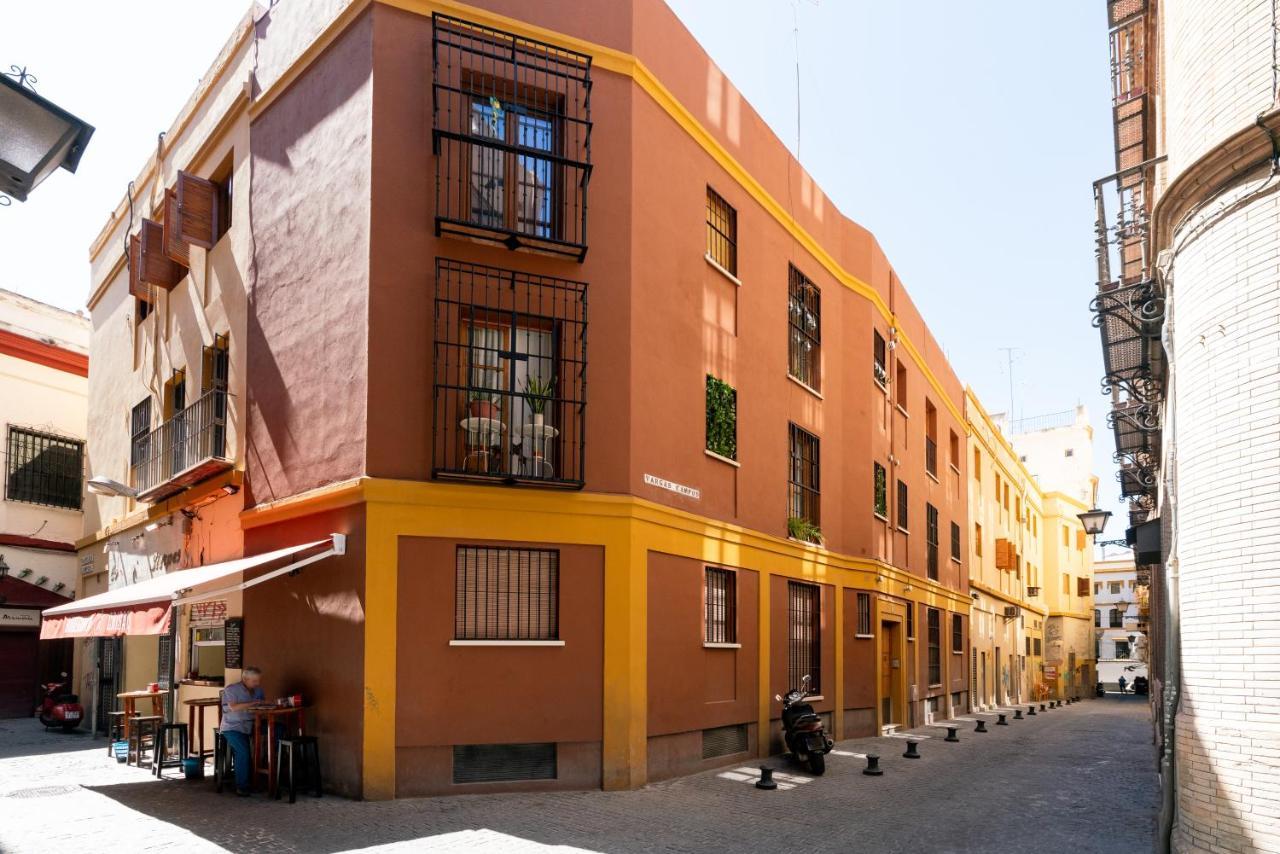 Vr Excelente Ubicacion Luminoso Apt Para Parejas Sevilla Eksteriør bilde